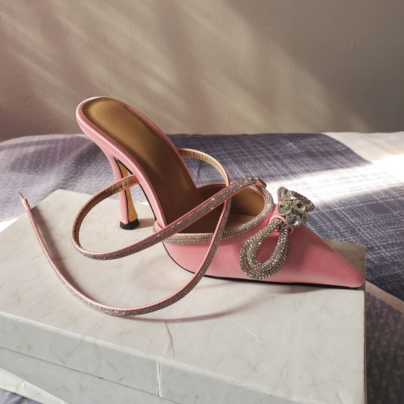 Elegant Pink Stiletto Heels with Rhinestone Bow - Picture 2 of 5